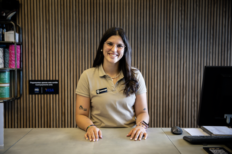 rececionista/hostess